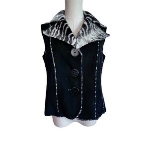 Lisa International Reversible Animal Print Faux
Fur, Faux Suede Vest, Size S